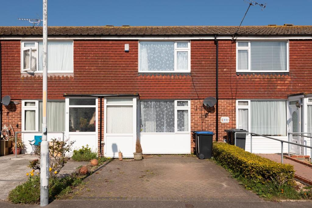 Cedar Close, Margate 2 bed terraced house £225,000