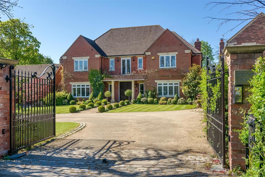 The Avenue, StratfordUponAvon, Warwickshire 5 bed detached