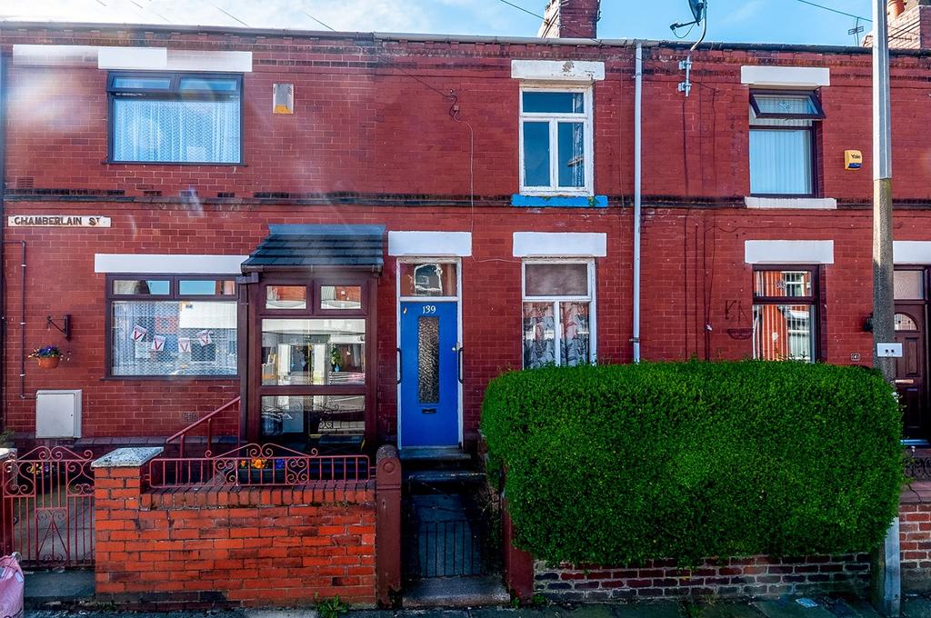 Chamberlain Street, St Helens, WA10 2 bed terraced house £50,000