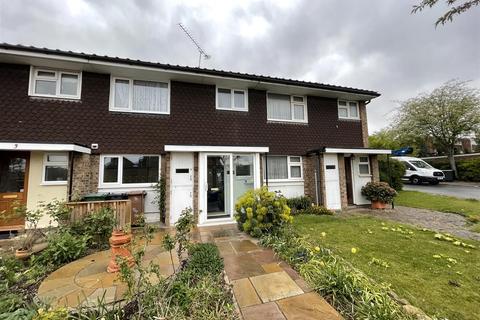 2 Village Close, London, E4 9HT