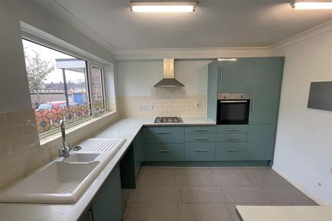 2 Village Close, London, E4 9HT