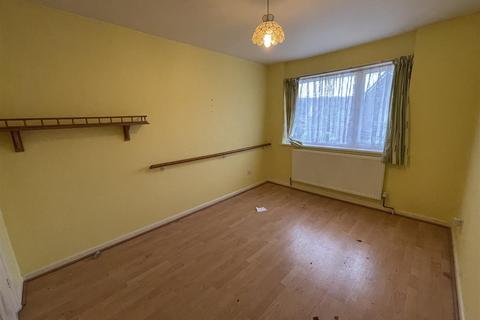 2 Village Close, London, E4 9HT