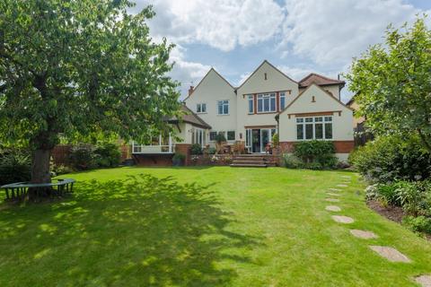 5 bedroom detached house for sale - The Vale, Chalfont St Peter, SL9