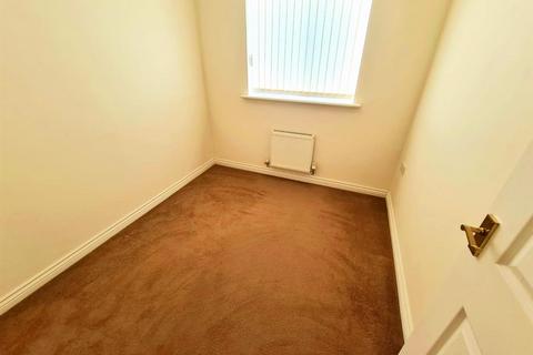 5 Knights Road, Nuneaton, CV10 7PG