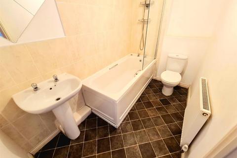 5 Knights Road, Nuneaton, CV10 7PG