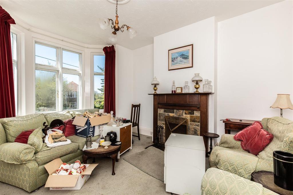 Framfield Road, Buxted, 4 bed semidetached house £450,000