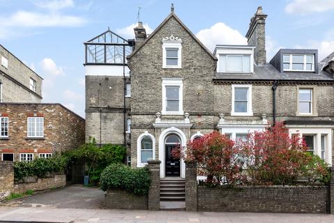 31c Hampstead Lane, London, N6 4RT