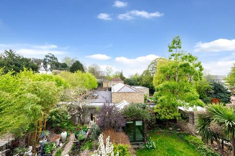 31c Hampstead Lane, London, N6 4RT