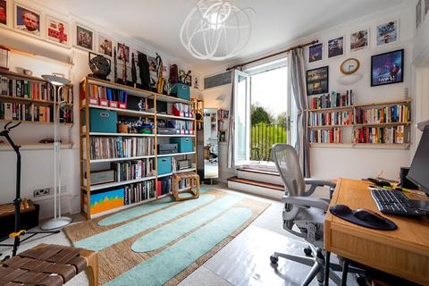 31c Hampstead Lane, London, N6 4RT