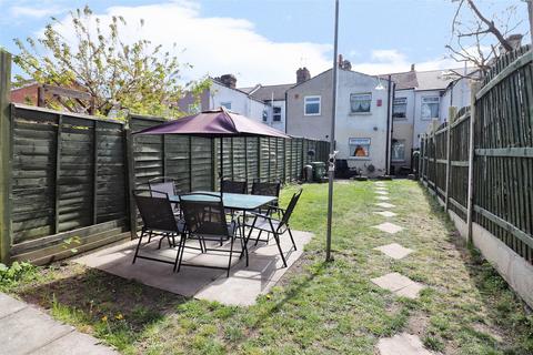 64 Sutherland Road, Belvedere, DA17 6JR