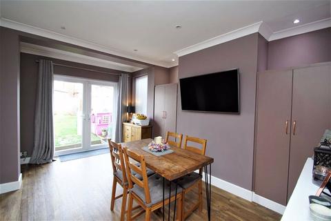 39 Brian Crescent, Leeds, LS15 7PL