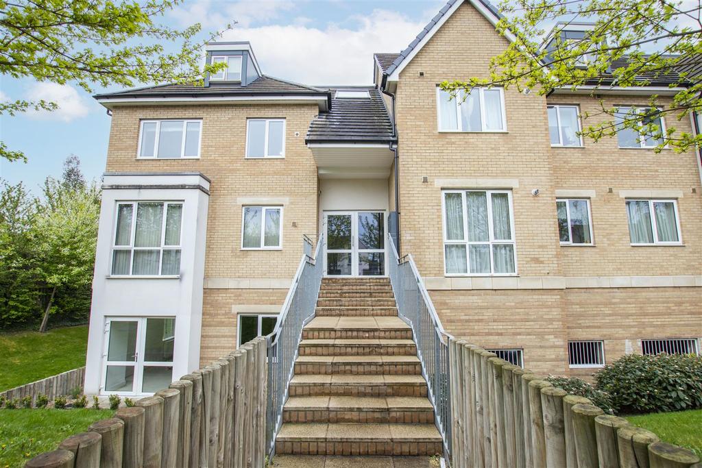 49 Drapers Road, Enfield 3 bed apartment £435,000