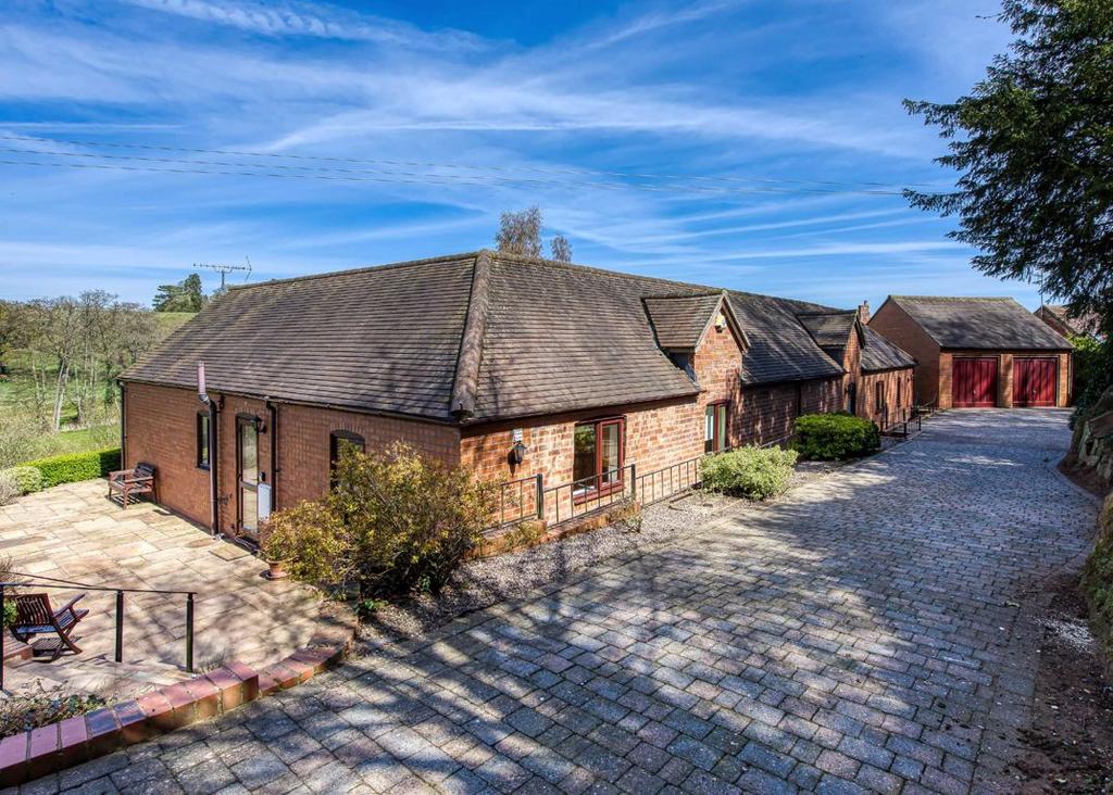The Woodlands, Stableford, Bridgnorth, Shropshire, WV15 3 bed detached