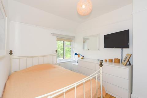 31 Shortcroft Road, Epsom, KT17 2EW