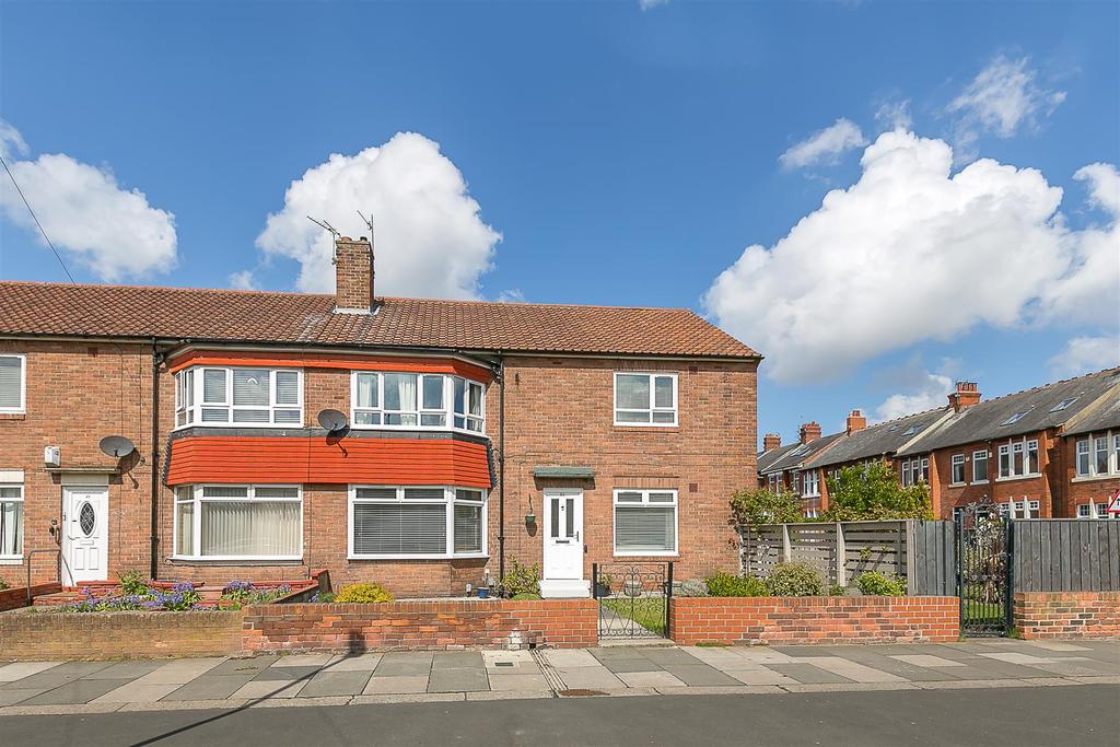 Church Road, Gosforth, Newcastle upon Tyne 2 bed flat £165,000