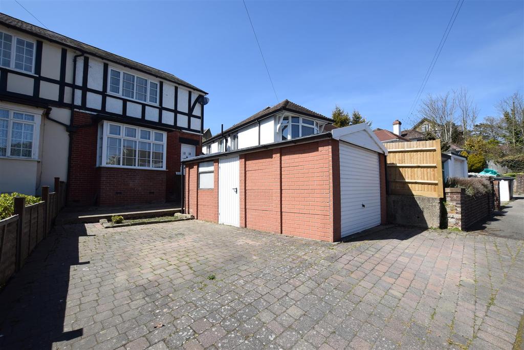 Elphinstone Road, Hastings 3 bed semidetached house £335,000