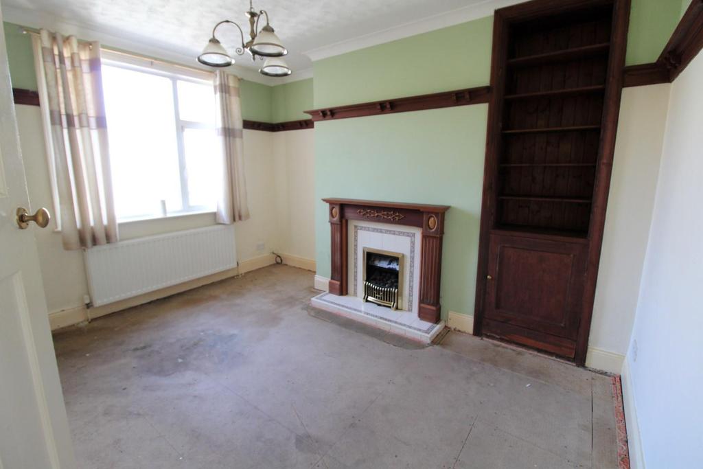 Barras Avenue, Blyth 2 bed semidetached bungalow £125,000