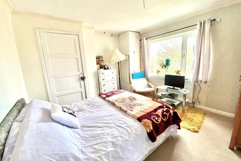 5 Church Mount, Mappleton, Hornsea, HU18 1XU