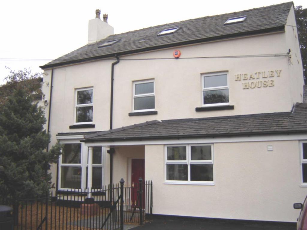 Mill Lane, Lymm 2 bed flat £800 pcm (£185 pw)