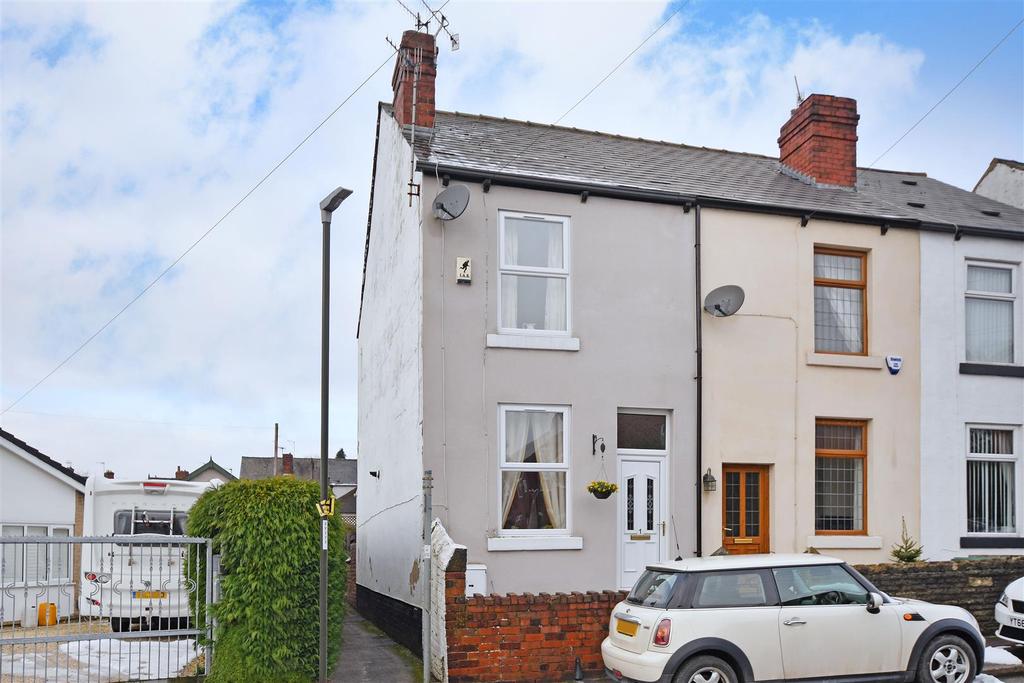 Alexandra Road, Dronfield 2 bed end of terrace house £165,000