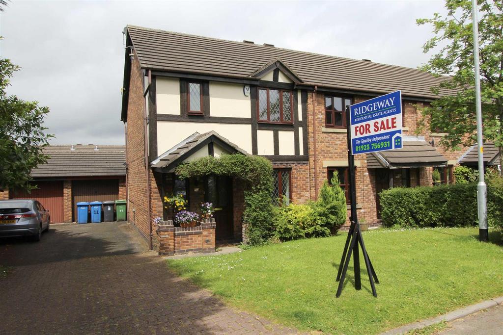 Ridgway Gardens, Lymm 3 bed semidetached house £235,000