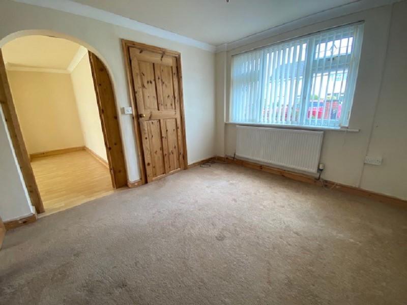 Maes Y Dre, Glynneath, Neath, Neath Port Talbot. 3 bed semidetached