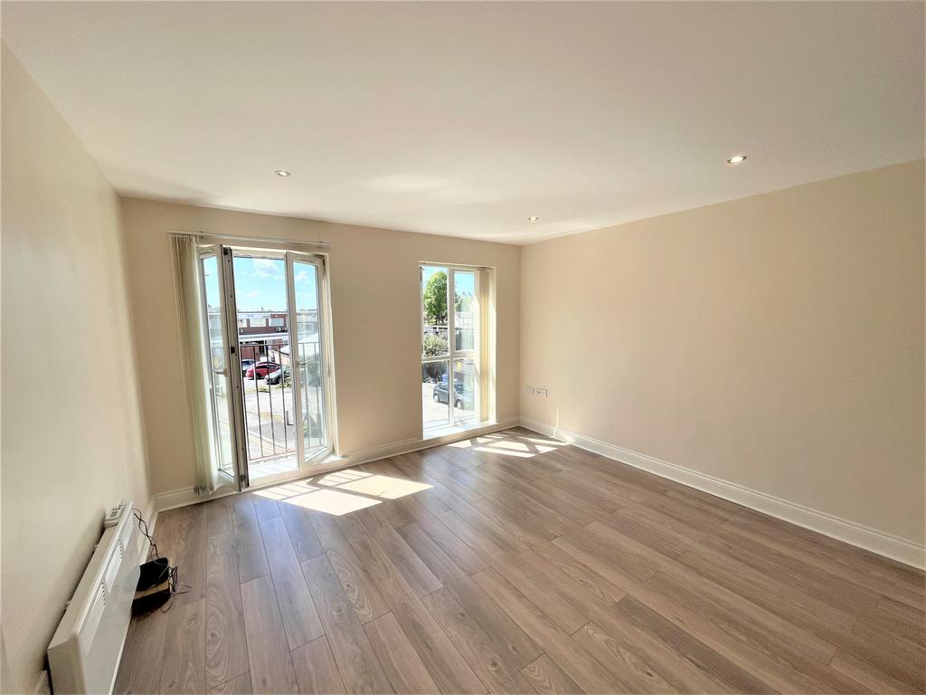 Abram House, Manchester Road, PR1 2 bed apartment £550 pcm (£127 pw)