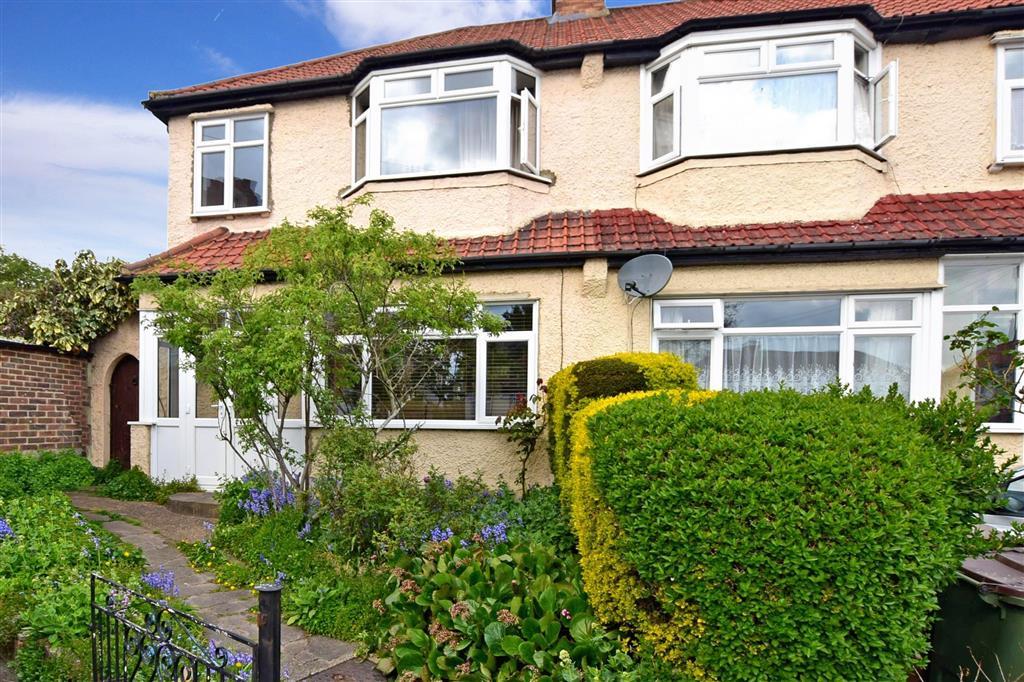 Wandle Court Gardens, Beddington, Surrey 3 bed semidetached house for