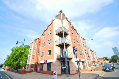2 bedroom apartment to rent - Stretford Road, Hulme, Manchester, M15 5JH