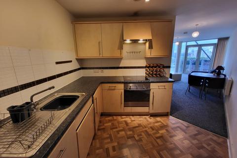 2 bedroom apartment to rent, Bishops Corner, Hulme, Manchester, M15 4UW