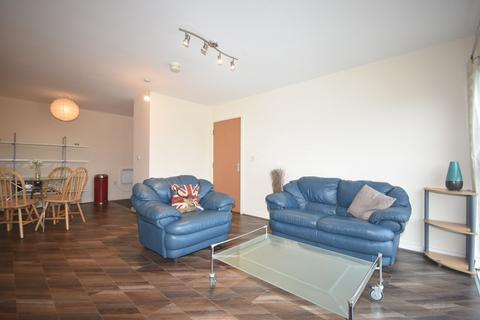 2 bedroom apartment to rent, Bishops Corner, Hulme, Manchester, M15 4UW