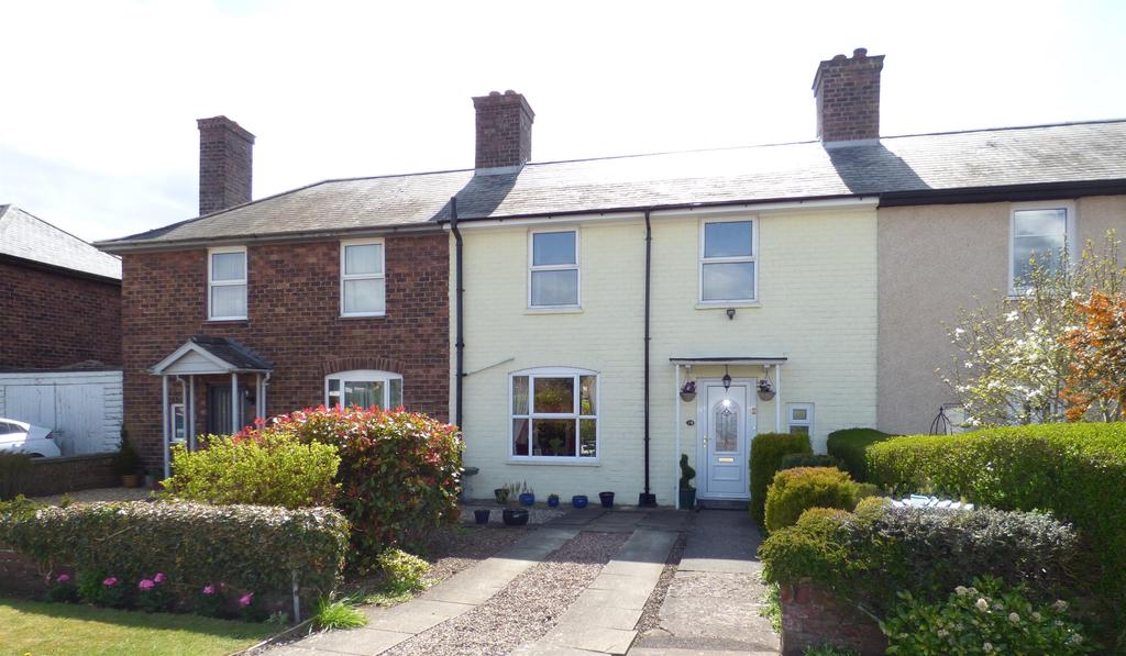Annan Road, Gretna, DG16 5DG 3 bed terraced house £100,000