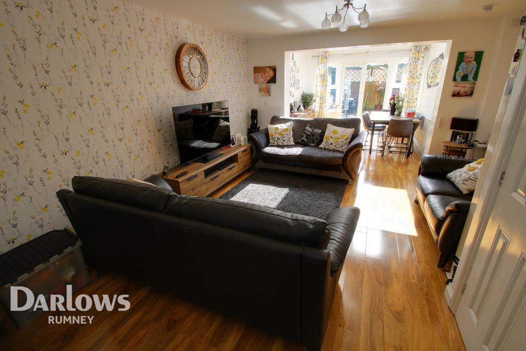 Willowbrook Gardens, Cardiff 4 bed terraced house £229,950