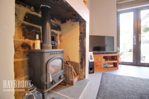 142 Cross Hill, Ecclesfield, Sheffield, S35 9WU
