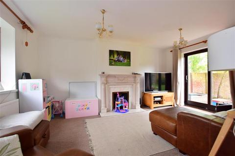 22 Cavendish Way, Basildon, SS15 4ET