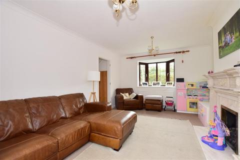22 Cavendish Way, Basildon, SS15 4ET