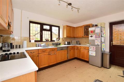 22 Cavendish Way, Basildon, SS15 4ET