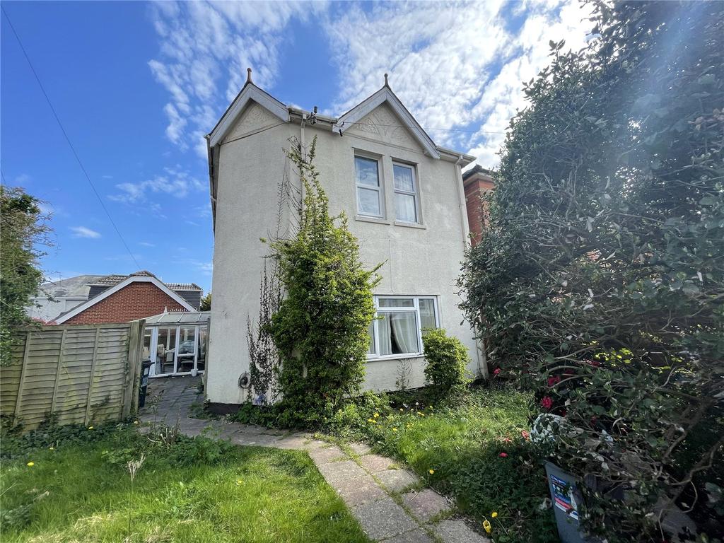 Edgehill Road, Bournemouth, BH9 6 bed detached house £2,400 pcm (£554 pw)