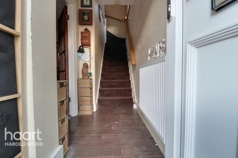 67 Waverley Crescent, Romford, RM3 8AJ