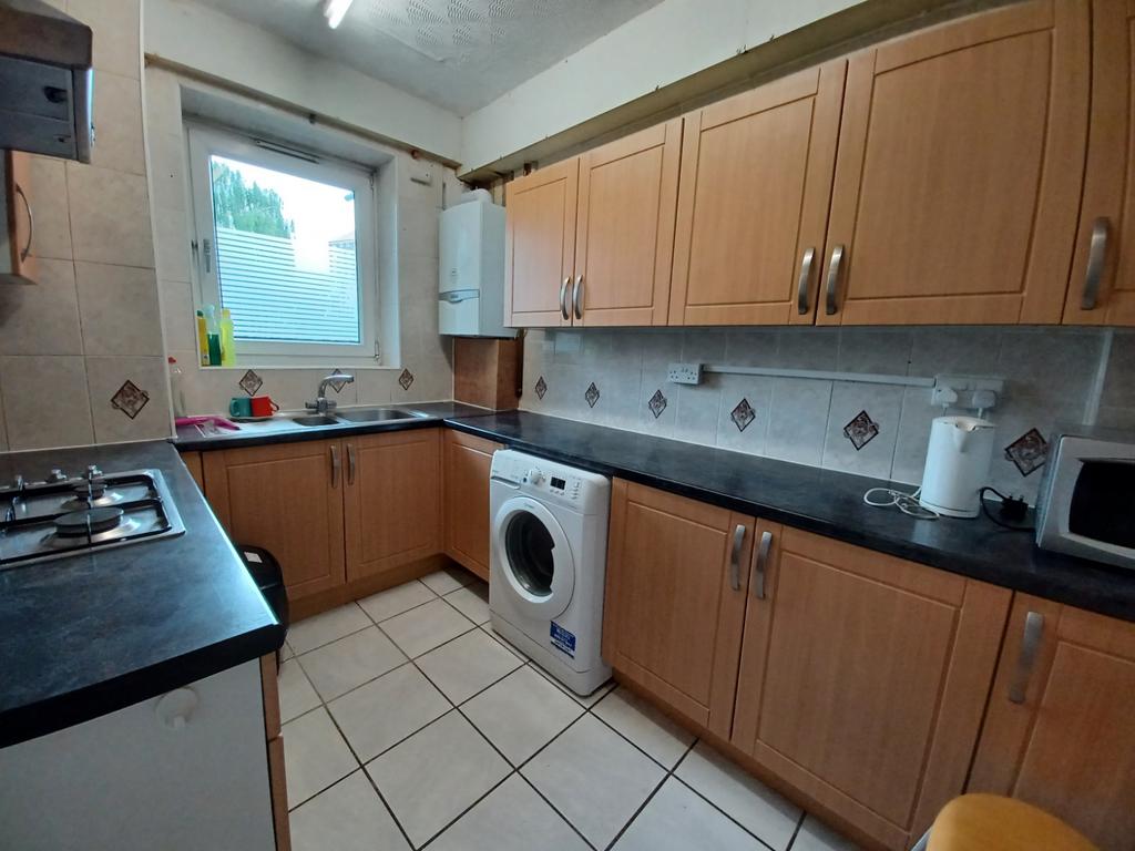 Warley St, E2 0QB 2 bed flat £1,647 pcm (£380 pw)