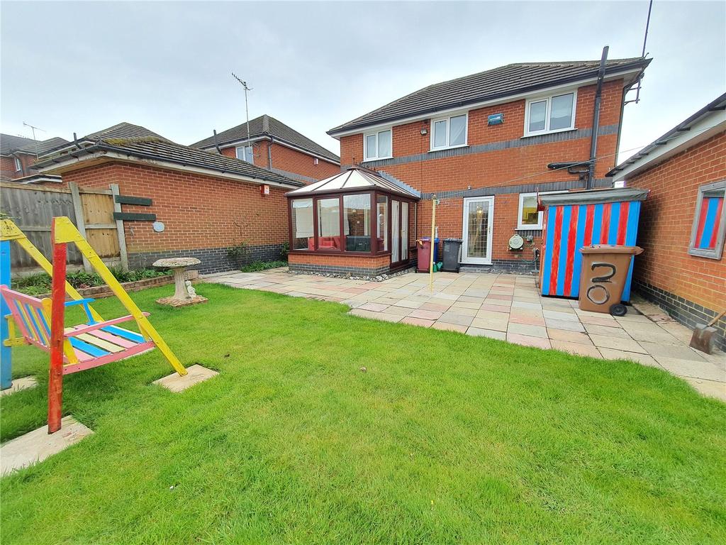 Old Gates Drive, Blackburn, BB2 3 bed detached house £215,000