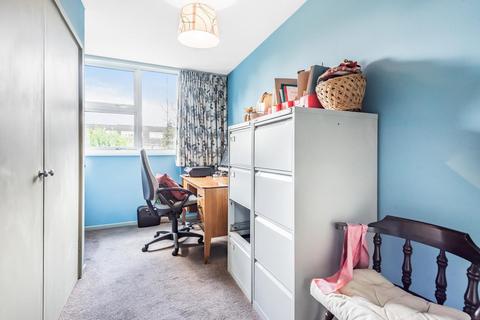8 Beck River Park, Beckenham, BR3 1HT