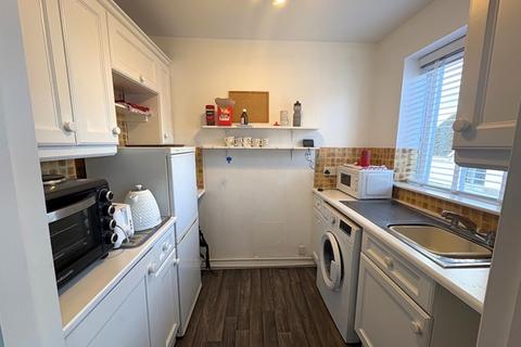 undefined, Kings Gardens, Honiton EX14