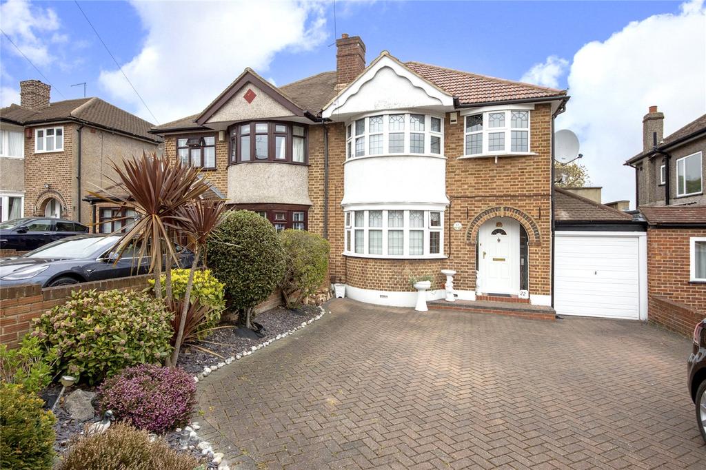 Strathaven Road, Lee, SE12 3 bed semidetached house £700,000