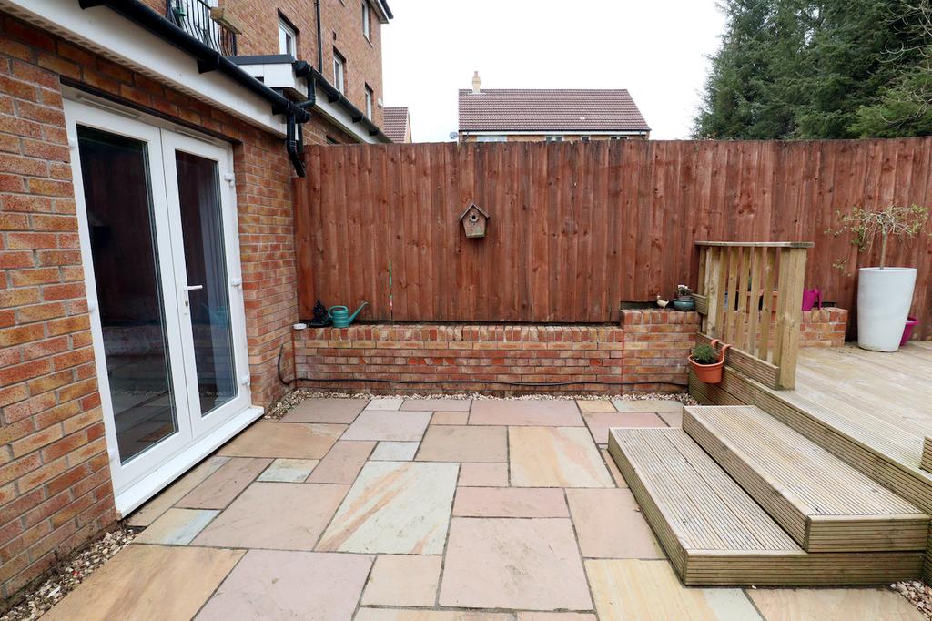 Rear garden (2)