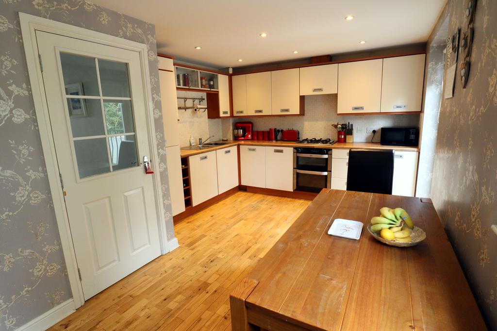 Dining kitchen (1)