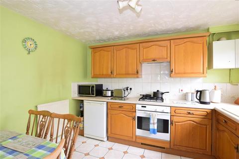 22 Sweet Briar Drive, Laindon, Basildon, SS15 4HA