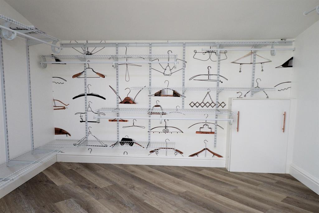 Walk in Wardrobe