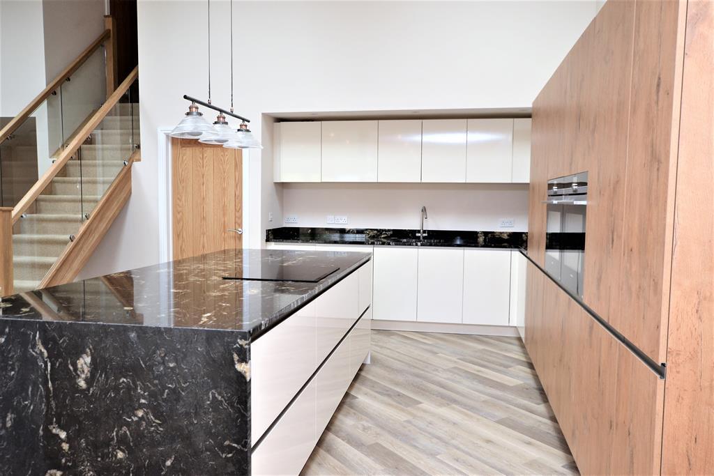 Fitted Kitchen