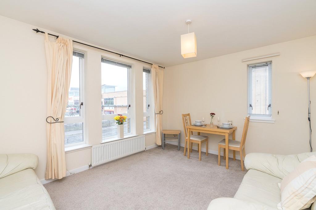 6/5 Moray Park Terrace, Edinburgh, EH7 1 bed flat £165,000
